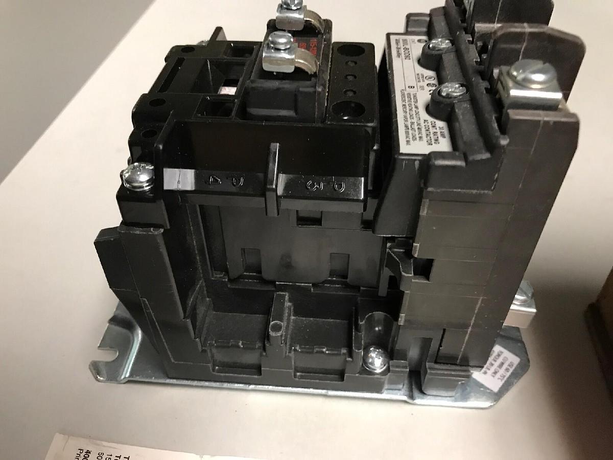 Allen Bradley,500L-BOD92,AC Lighting Contactor 30 AMP 115 V