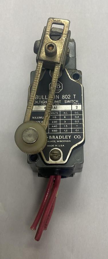Used Allen Bradley,802TA1,Ser 2 Oiltight Limit Switch