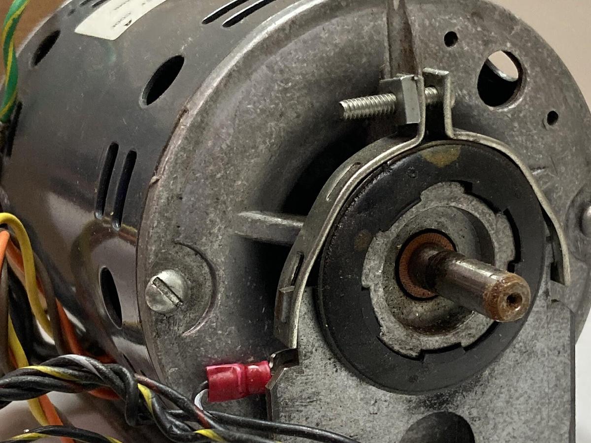 Used Robbins & Myers,KS-K330-A0T,Single Phase Drive Motor 1/12Hp 60/50Hz 1725/1425rpm