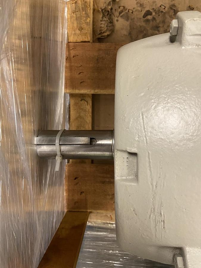 Siemens,1LE22012BD114AA3,5Hp Motor 880RPM 230/460V Frame 254T NOS