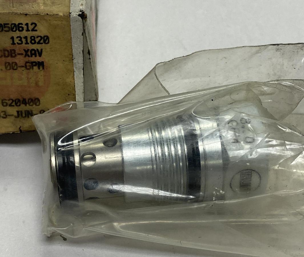 SUN HYDRAULICS,FCDBXAV 8.00-GPM,Flow Control Claridge NOS