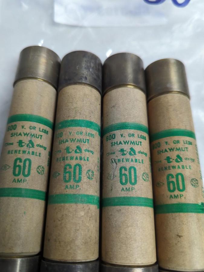 GOULD SHAWMUT,RFS60,RENEWABLE 60 AMP FUSE LOT OF 4 PRE-OWNED