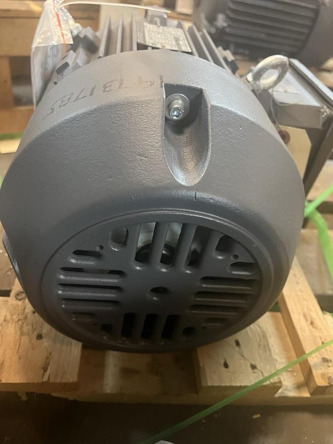 TECHTOP,GR3-CI-TF-184T-6-B-D-2,INVERTER DUTY MOTOR 2HP 1175RPM 3PH 184T