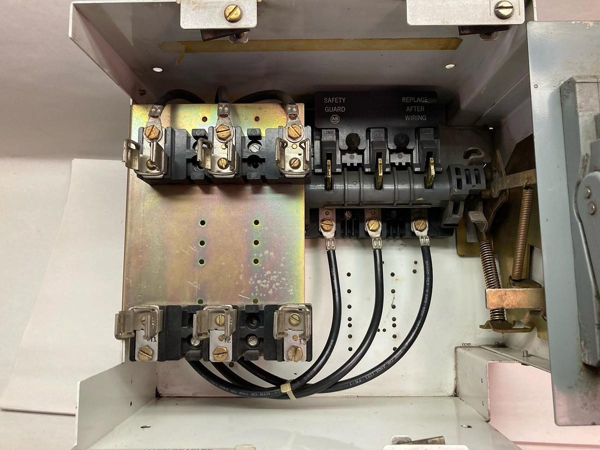 Used Allen-Bradley,2192F,12 Inch Fused Disconnect MCC Bucket 60A 600V 60Hz