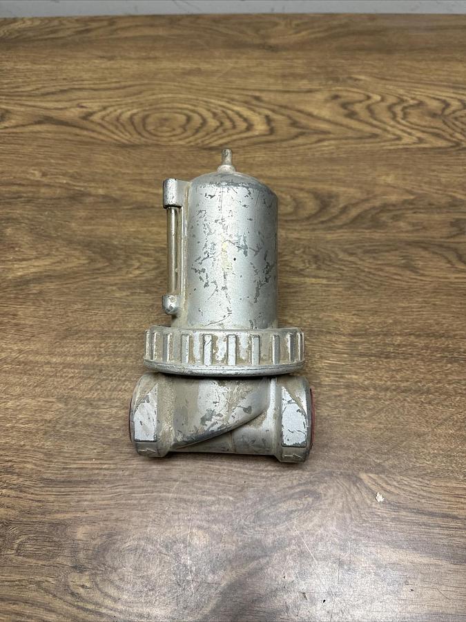 Used Watts,605-10W,Air line Lubricator 1 1/2"
