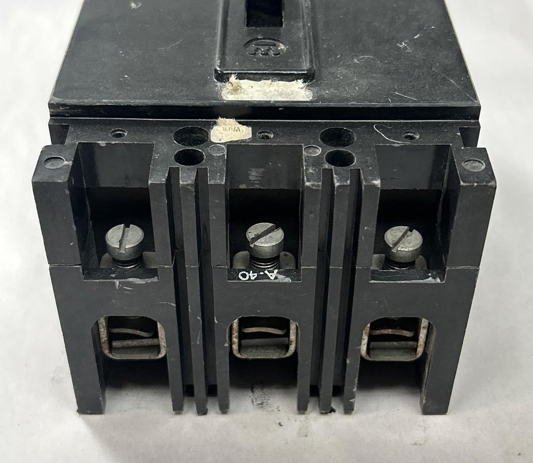 Used WESTINGHOUSE,EHB3040L,CIRCUIT BREAKER 40A 480V 3P