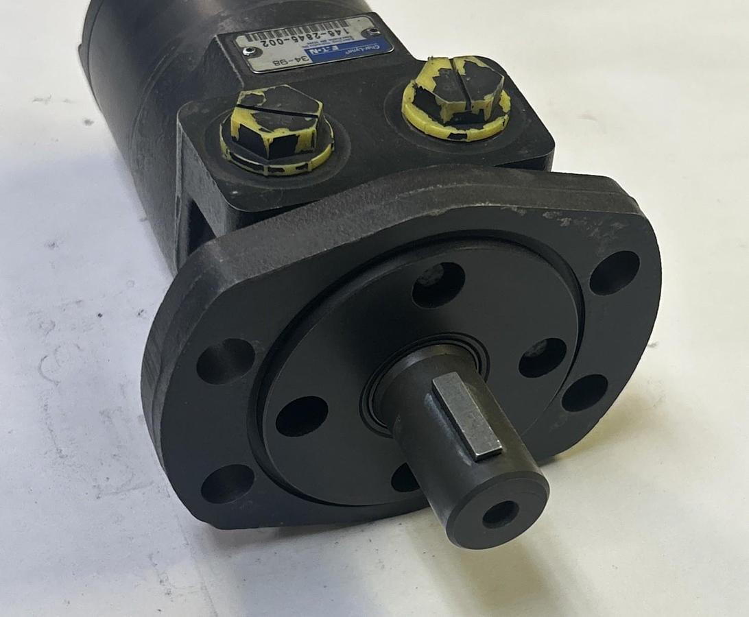 Used CHAR-LYNN EATON,146-2845-002,HYDRAULIC MOTOR