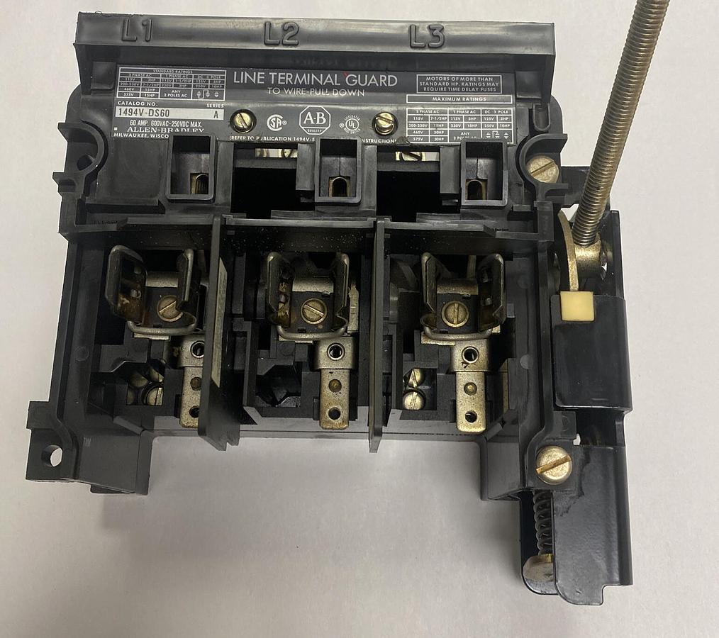 Used ALLEN BRADLEY,1494V-DS60,DISCONNECT SWITCH 60AMP 600VAC W/ HANDLE