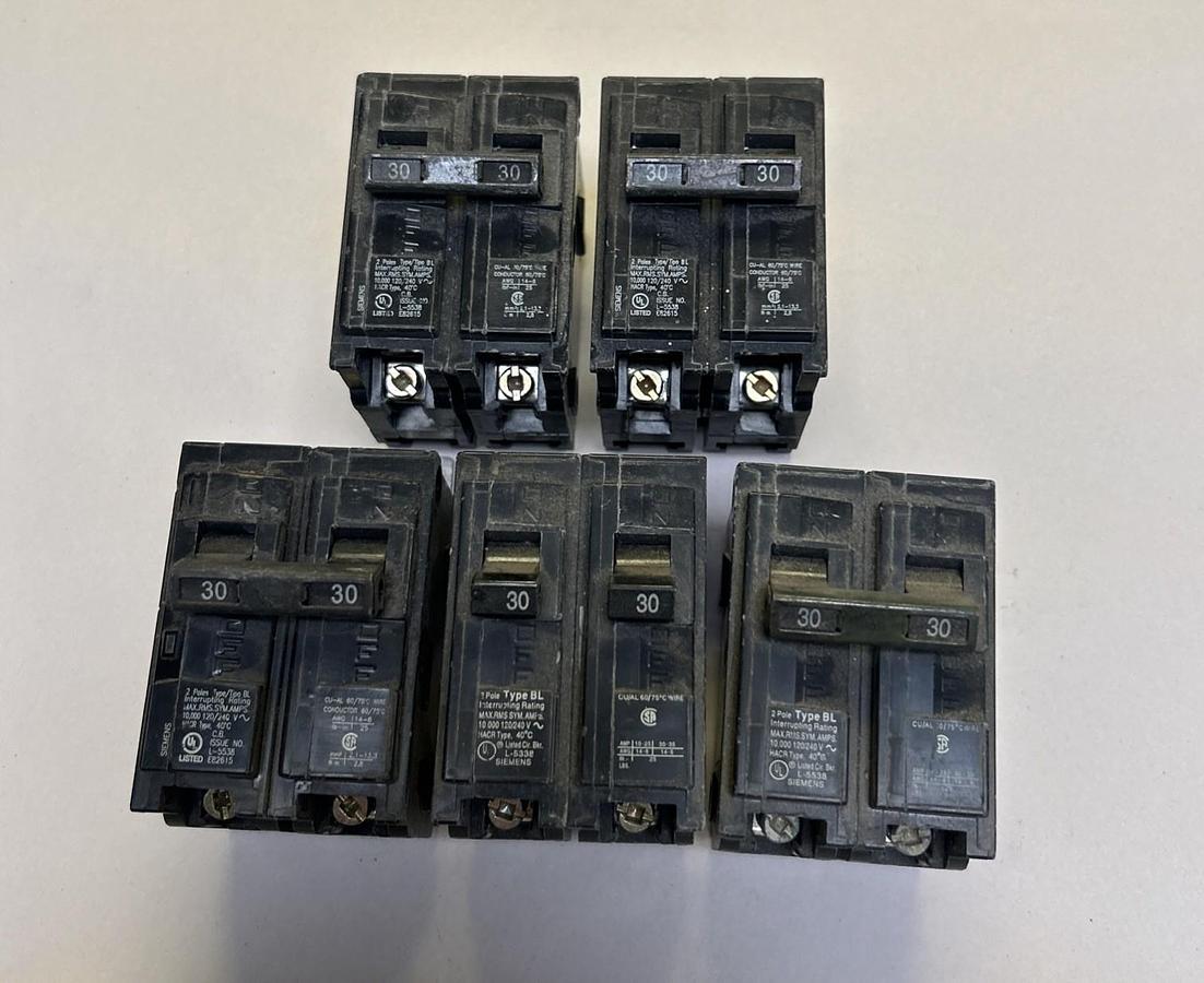 Used SIEMENS,B230,CIRCUIT BREAKER 30A 120/240V 2P LOT OF 5