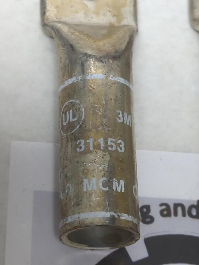 3M,31153,COMPRESSION LUG 2-HOLE 300 MCM LOT OF 2 NOS