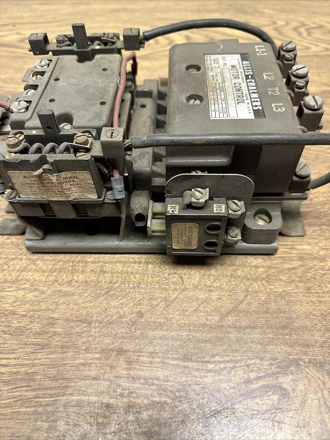Used Allis Chalmers,14-857-562-20-301,Size 2 Motor Control