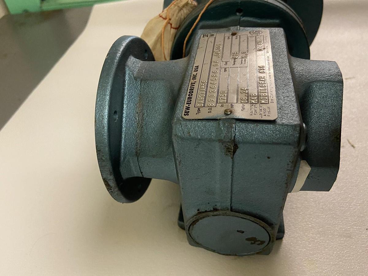 Used Sew-Eurodrive,SAF37AM56,Gear Reducer Ratio 18.24 Torque 415Ib-In