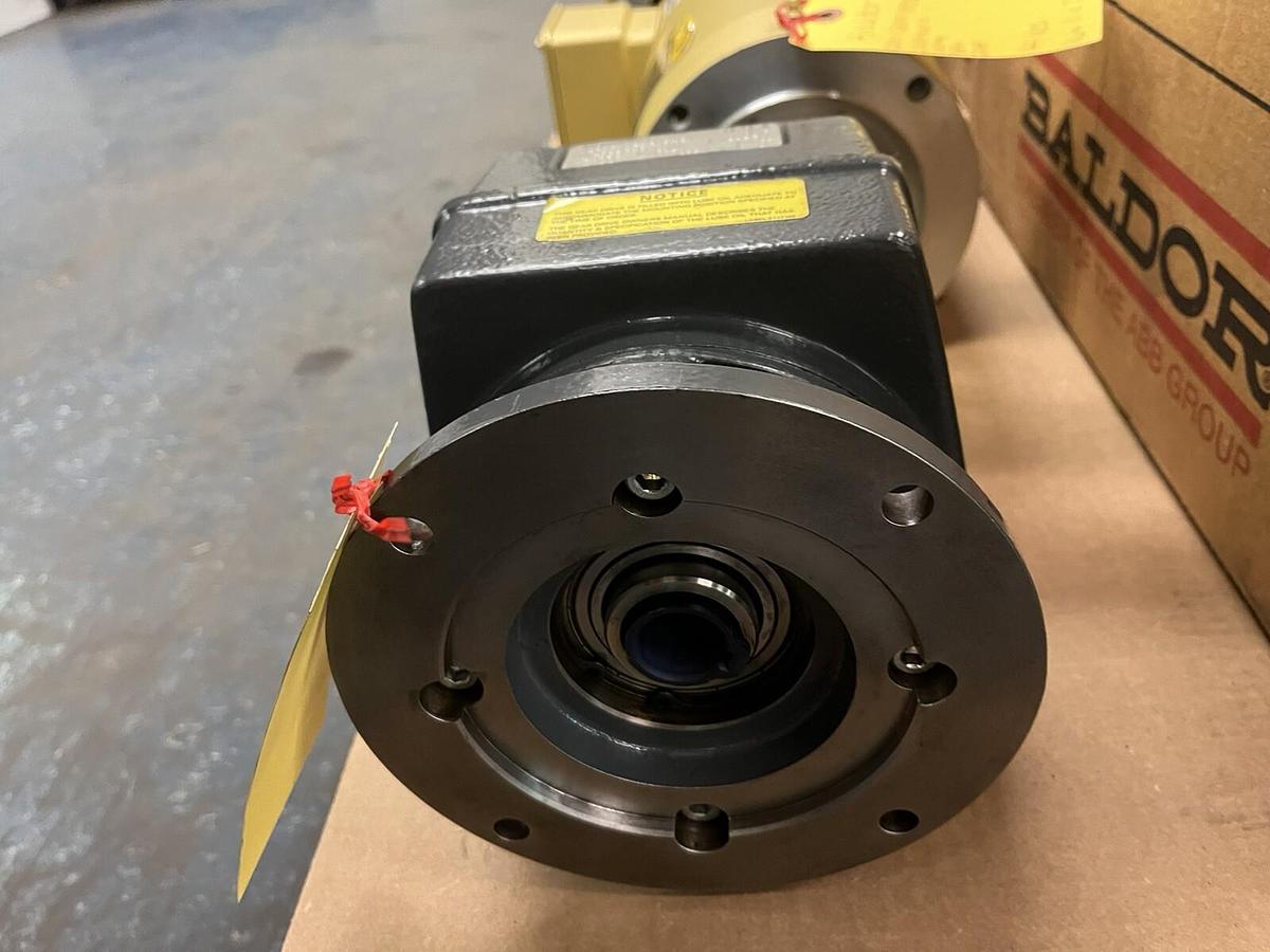 FALK,04UCBN2A4.5A1B,ULTRAMITE SPEED REDUCER RATIO 4.351 FR 140 INPUT 6.59HP 1750