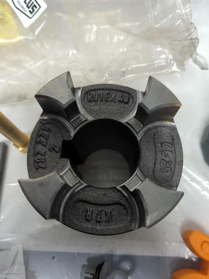 ROTEX,48,JAW COUPLING ASSEMBLY WITH LUBRICATOR NOS