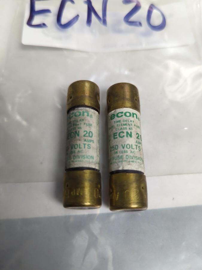 Used ECON,ECN-20,TIME-DELAY 20 AMP FUSE LOT OF 2 PRE-OWNED