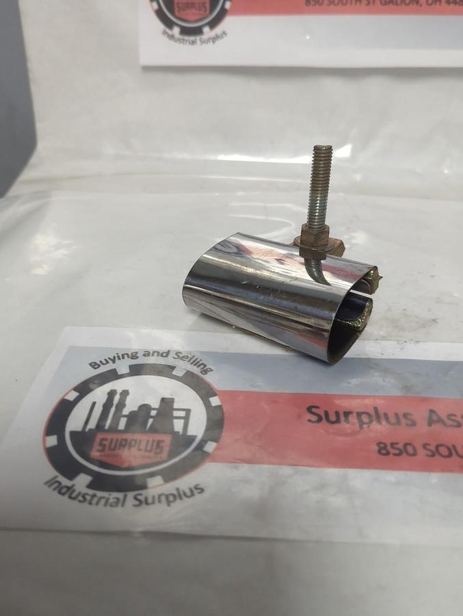 Used JONES STEPHENS,R30-125,REPAIR CLAMP 1-1/4 X 3 INCH PRE-OWNED