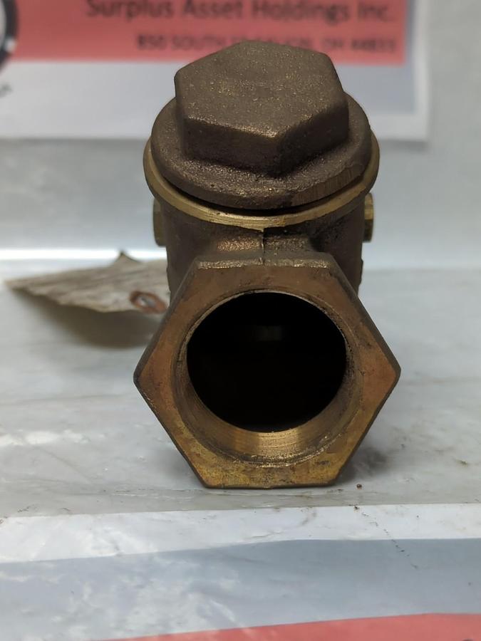 Used WALWORTH,1-1/4 200,SWING CHECK VALVE 1-1/4 INCH PRE-OWNED