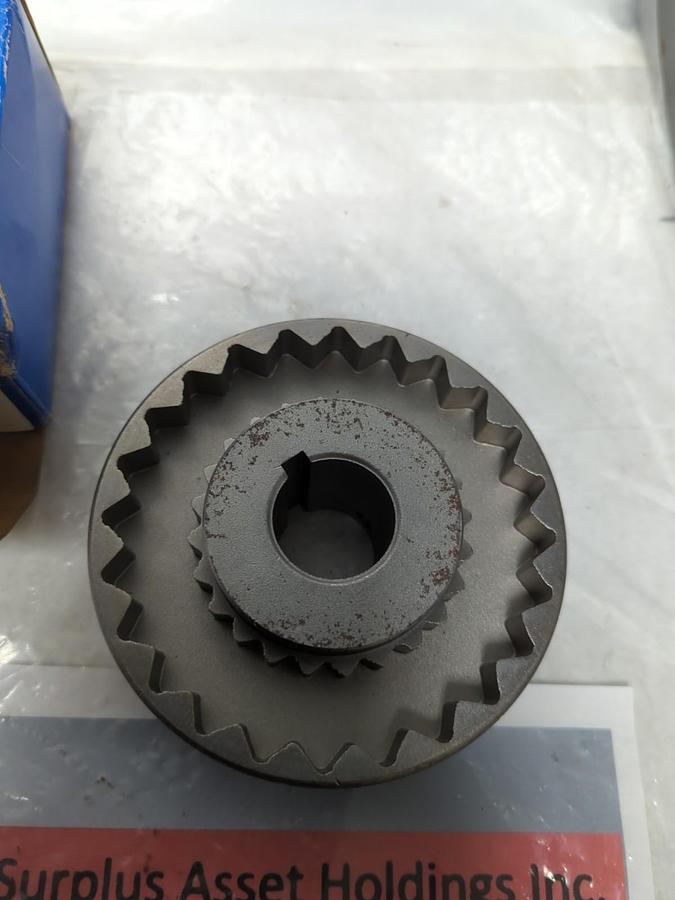 MARTIN,7S 1-1/8,QUADRA-FLEX COUPLING FLANGE NOS
