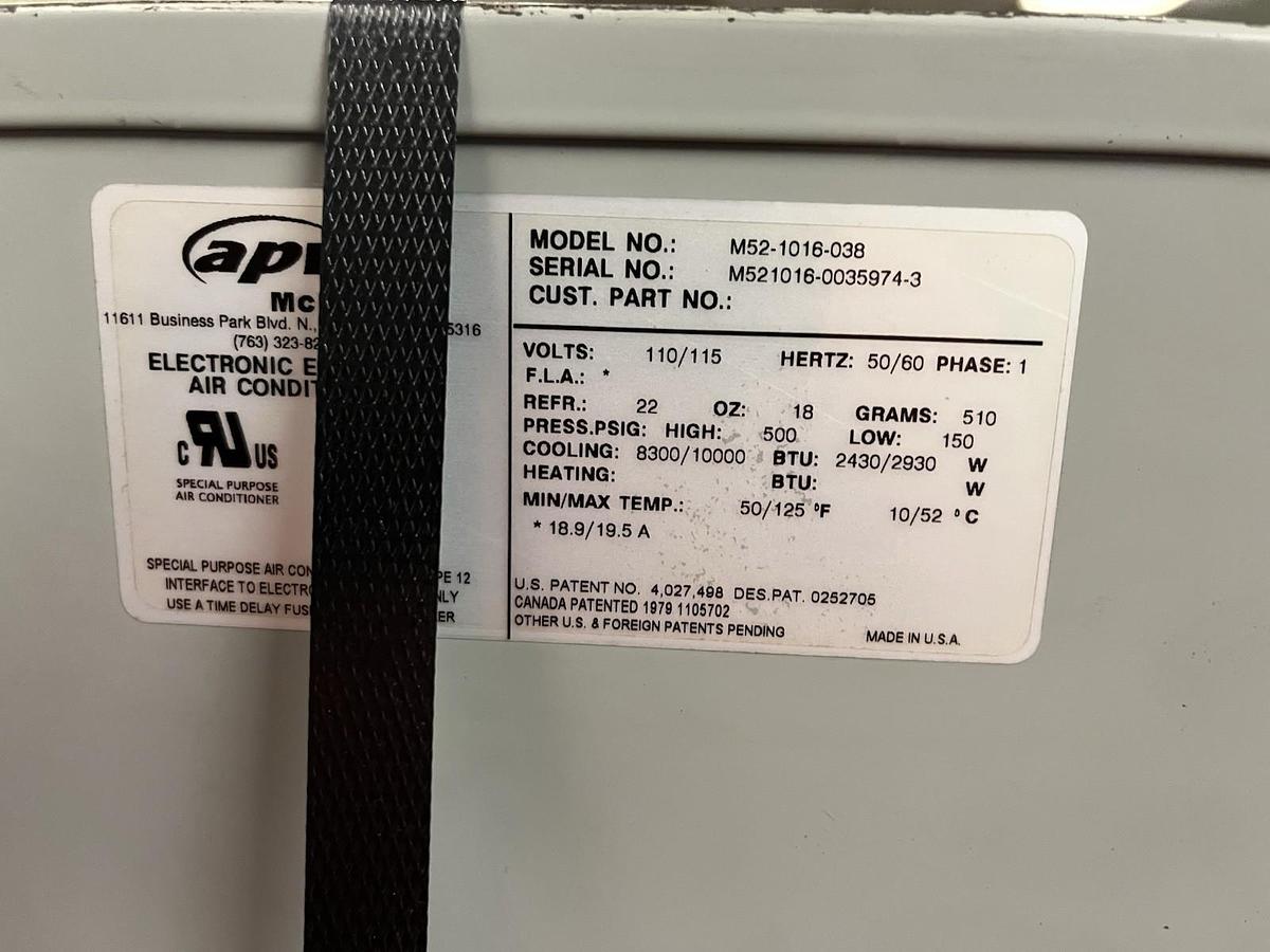 Used APW MCLEAN,M52-1016-038,ENCLOSURE AIR CONDITIONER 115V 1PH 10000BTU