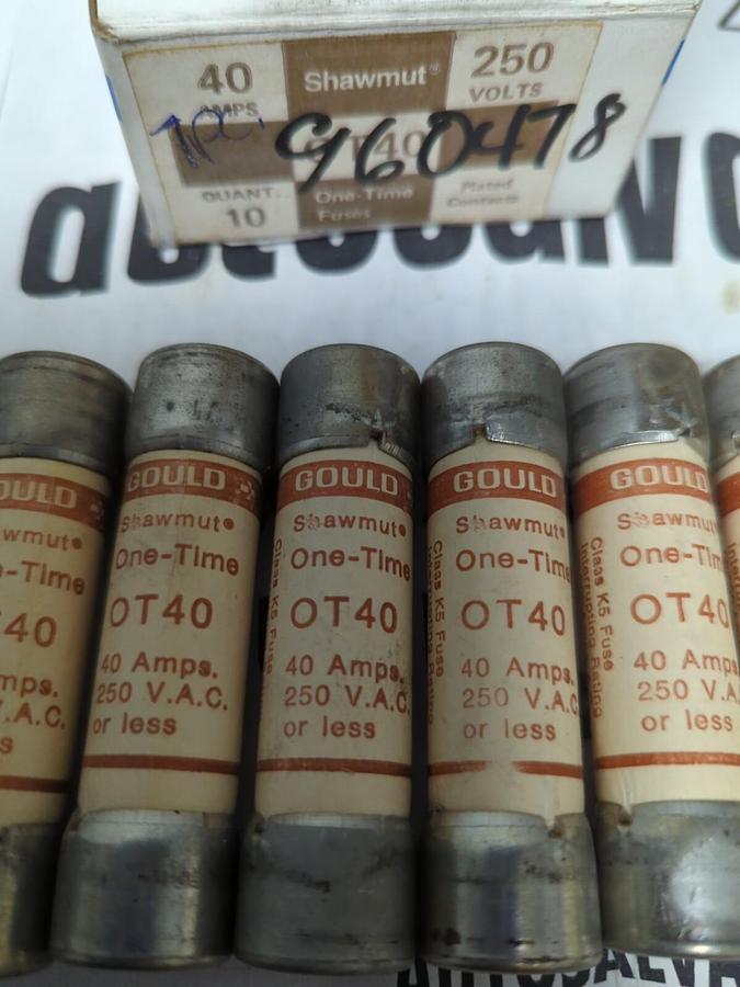 GOULD SHAWMUT,OT40,ONE TIME 40 AMP FUSES BOX OF 7