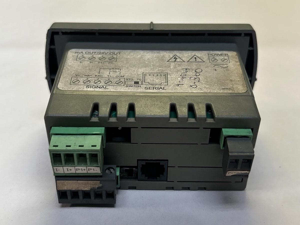 Used SIEMENS PRECISION DIGITAL,PD765-6R3-10,DIGITAL PANEL METER