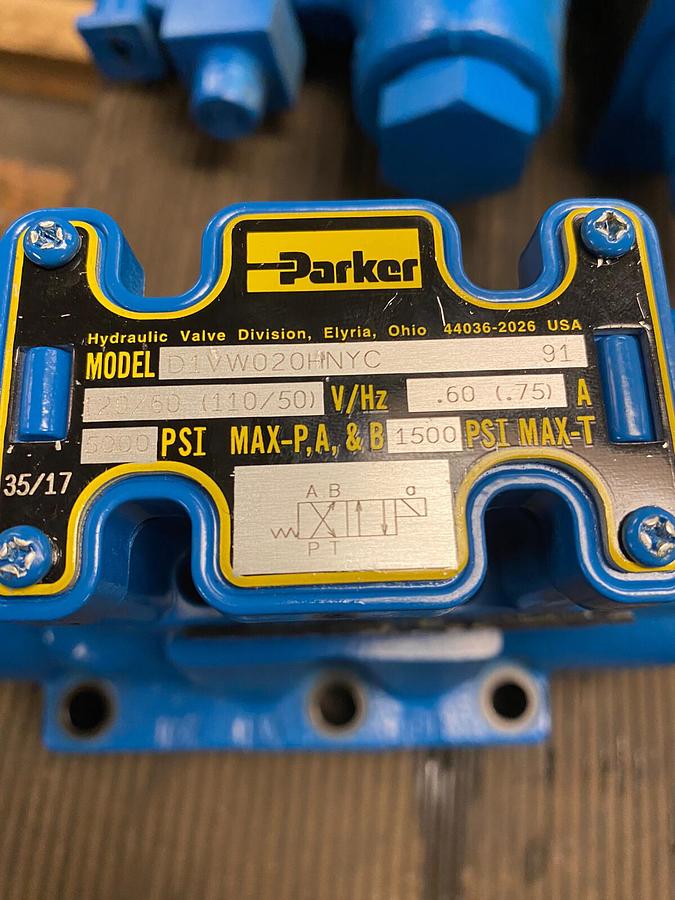Used PARKER,D61VW001B1NYC,DIRECTIONAL CONTROL VALVE D1VW020HNYC