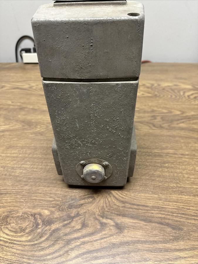 MIchigan Fluid Power,MS50-H3B-B2,Twin Like Multi-Port Filter