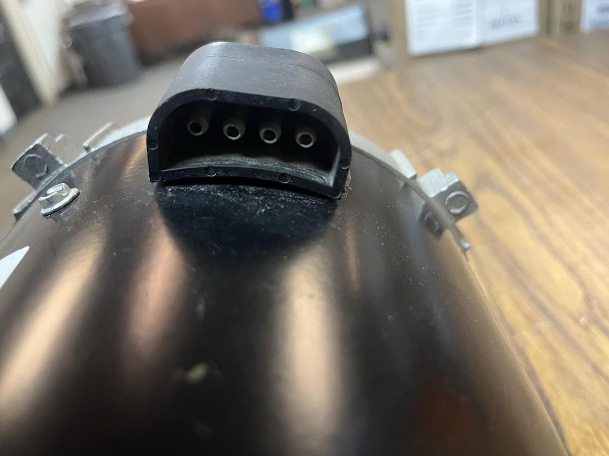 Used TRANE,P56C26A05,MOTOR 1HP 1140RPM 3PH 56