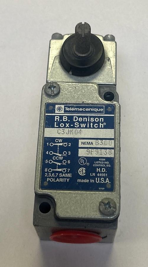 Used TELEMECANIQUE,C3JK04,LIMIT SWITCH