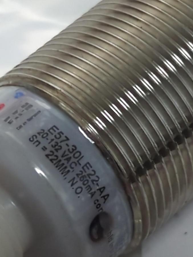 Used EATON,E57-30L-E33-AA,PROXIMITY SWITCH PRE-OWNED