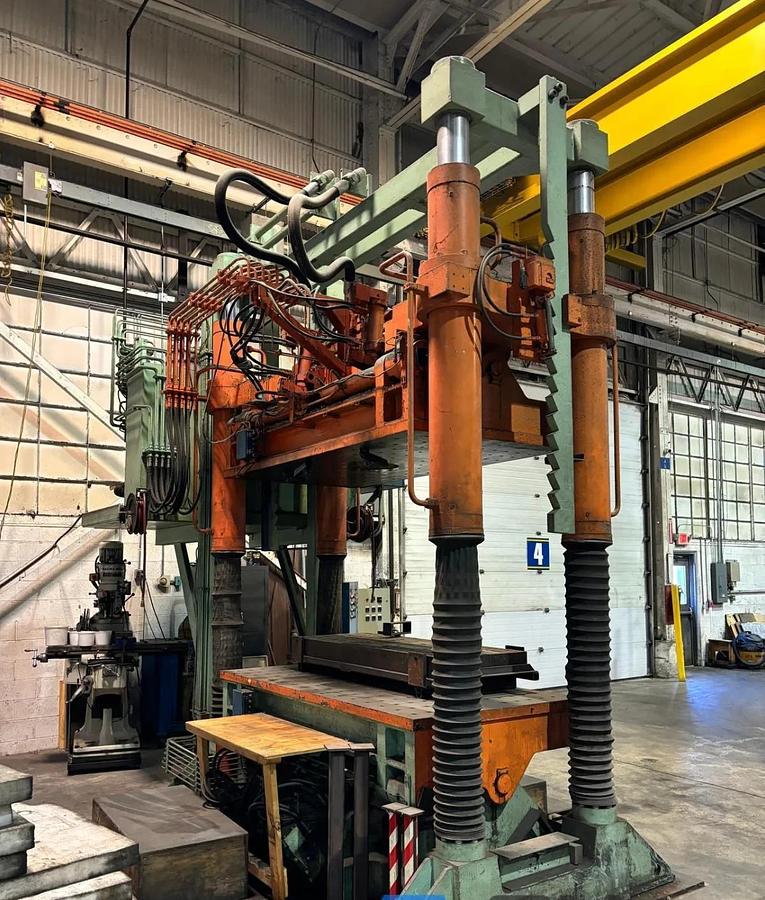 Used 155 Ton Midwest/Desma Hydraulic Spotting Press