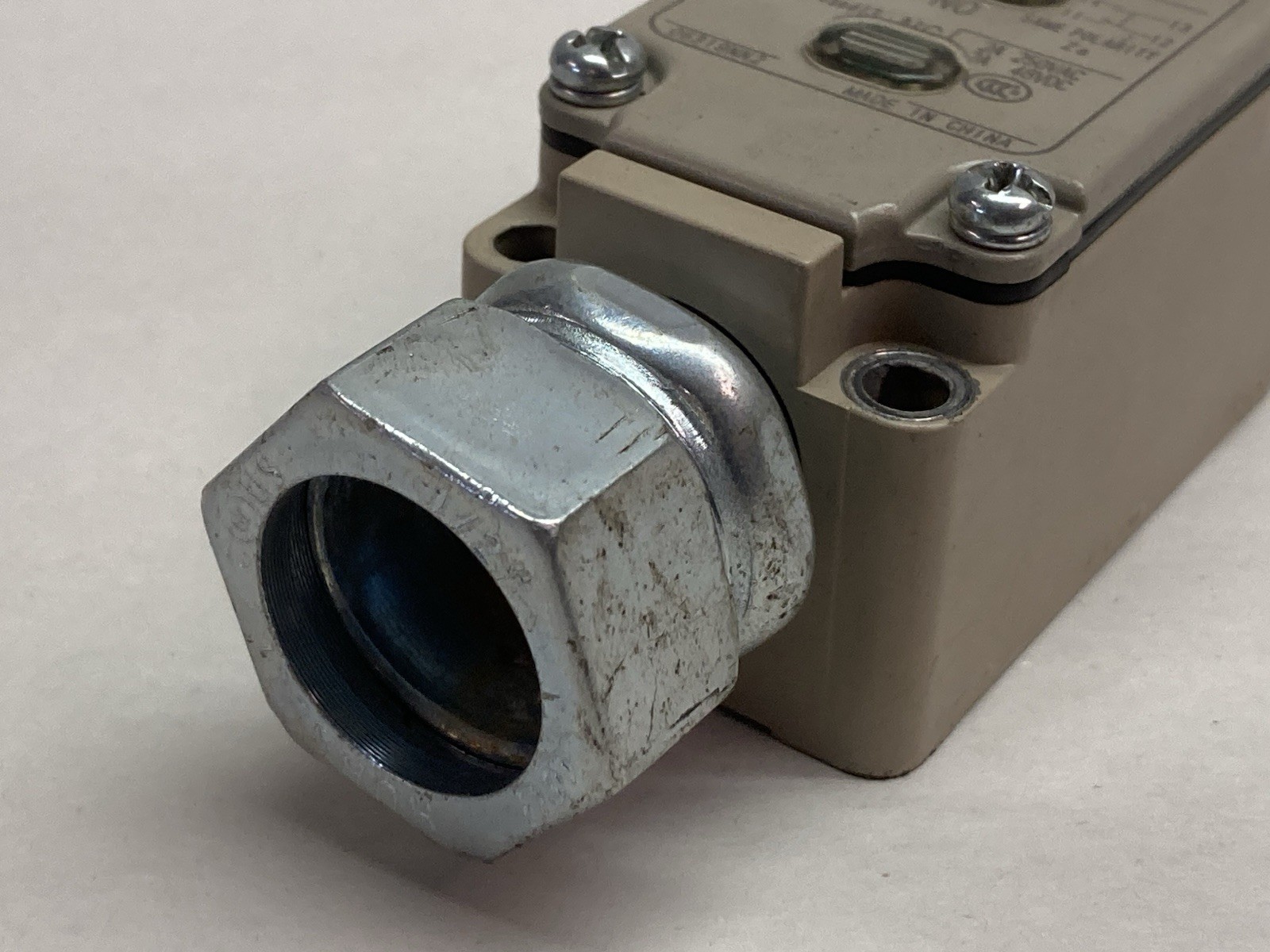 Omron,WLCA2-LD-N,Limit Switch 10A 115VDC