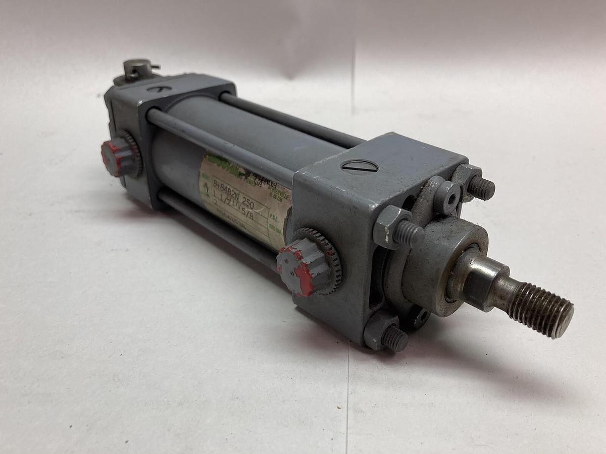 Used Miller,B+84B2N,Pneumatic Cylinder 1-1/2 Bore Stroke 2 250 PSI