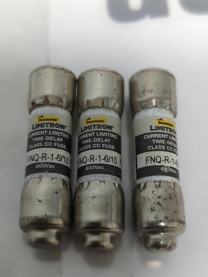 COOPER BUSSMANN,FNQ-R-1-6/10,LIMITRON 1-6/10 AMP FUSE LOT OF 3 NOS
