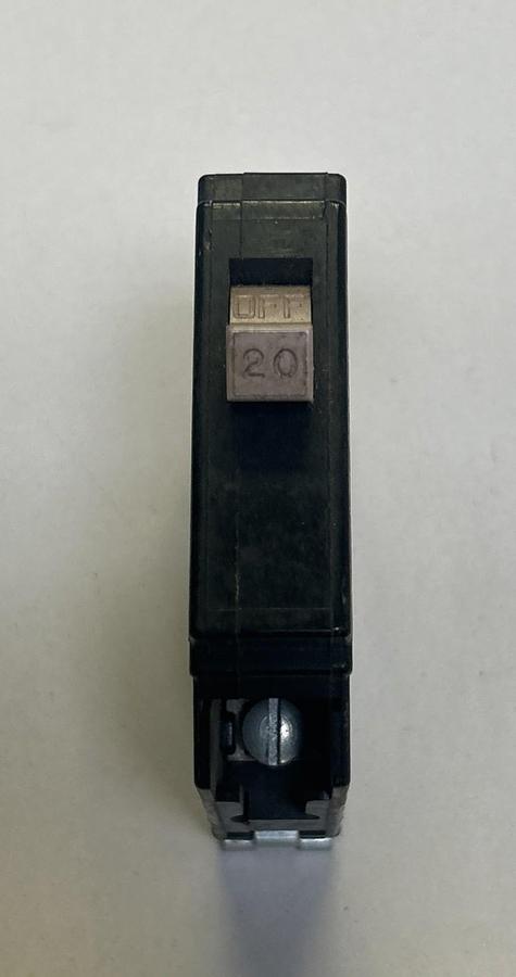 Used CUTLER-HAMMER,CH120,CIRCUIT BREAKER 20A 120/240V 1P