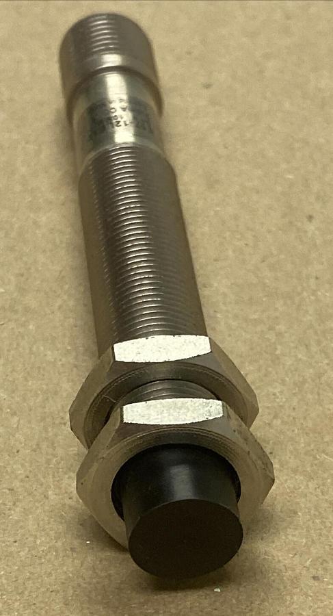 Used Eaton Cutler-Hammer,E57-12LE10-AA,Proximity Sensor