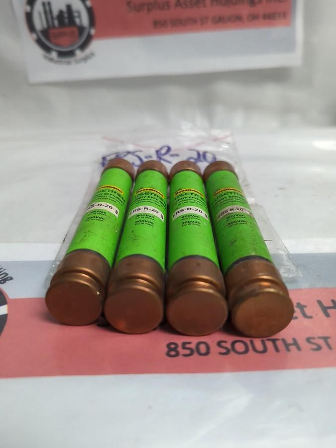 Used COOPER BUSSMANN,FRS-R-20,FUSETRON 20 AMP FUSE LOT OF 4 PRE-OWNED
