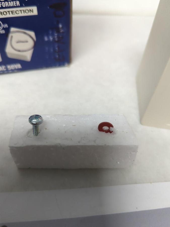 REVERE,RT-1850SL/M,PLUG IN TRANSFORMER 18VAC 50VA NOS