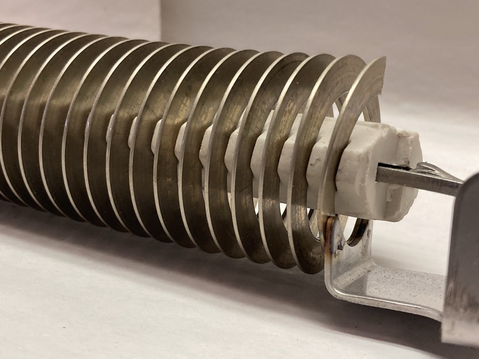 Ohmite,22563,Power Rib Resistor