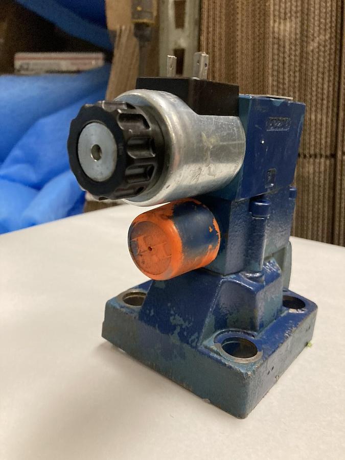 Used Mannesmann Rexroth,DBW20B2-52/315-6EG24NZ55LV/12,Hydraulic Relief Valve