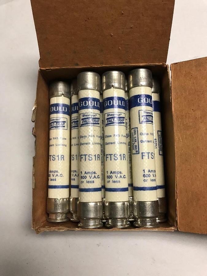 Gould Shawmut,FTS1R,FALT TRAP FUSE lot of 8