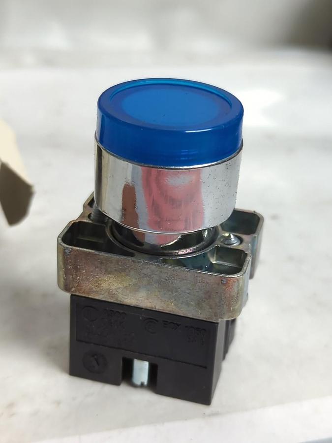 AUTOMATION DIRECT,GCX1194-24,BLUE PUSHBUTTON SWITCH NOS