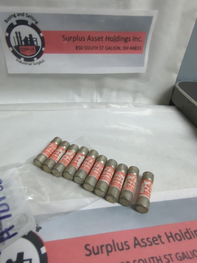 Used GOULD SHAWMUT,A70P30-1,AMP-TRAP 30 AMP FUSE LOT OF 10 PRE-OWNED
