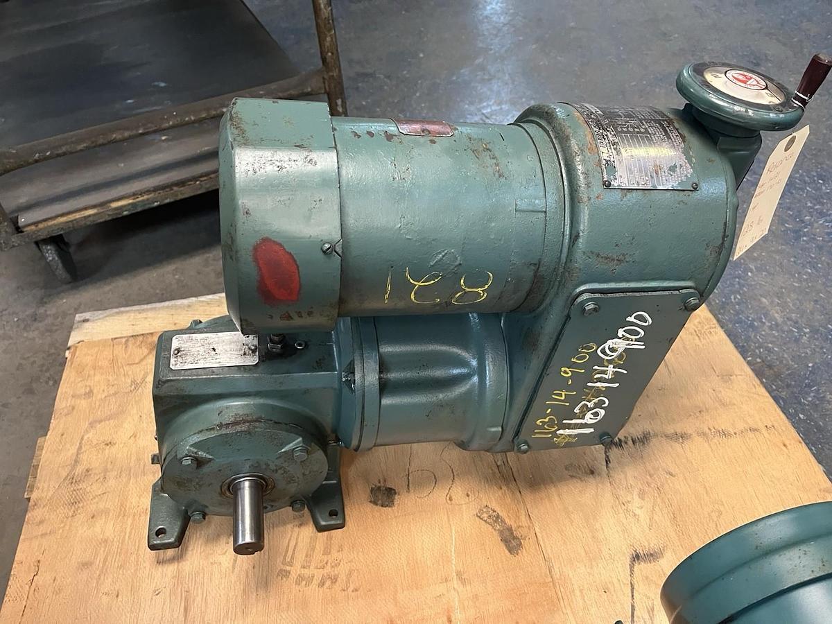 Used RELIANCE,1-W-21,REEVES MOTODRIVE GEAR RATIO 36 1HP WG21A REDUCER