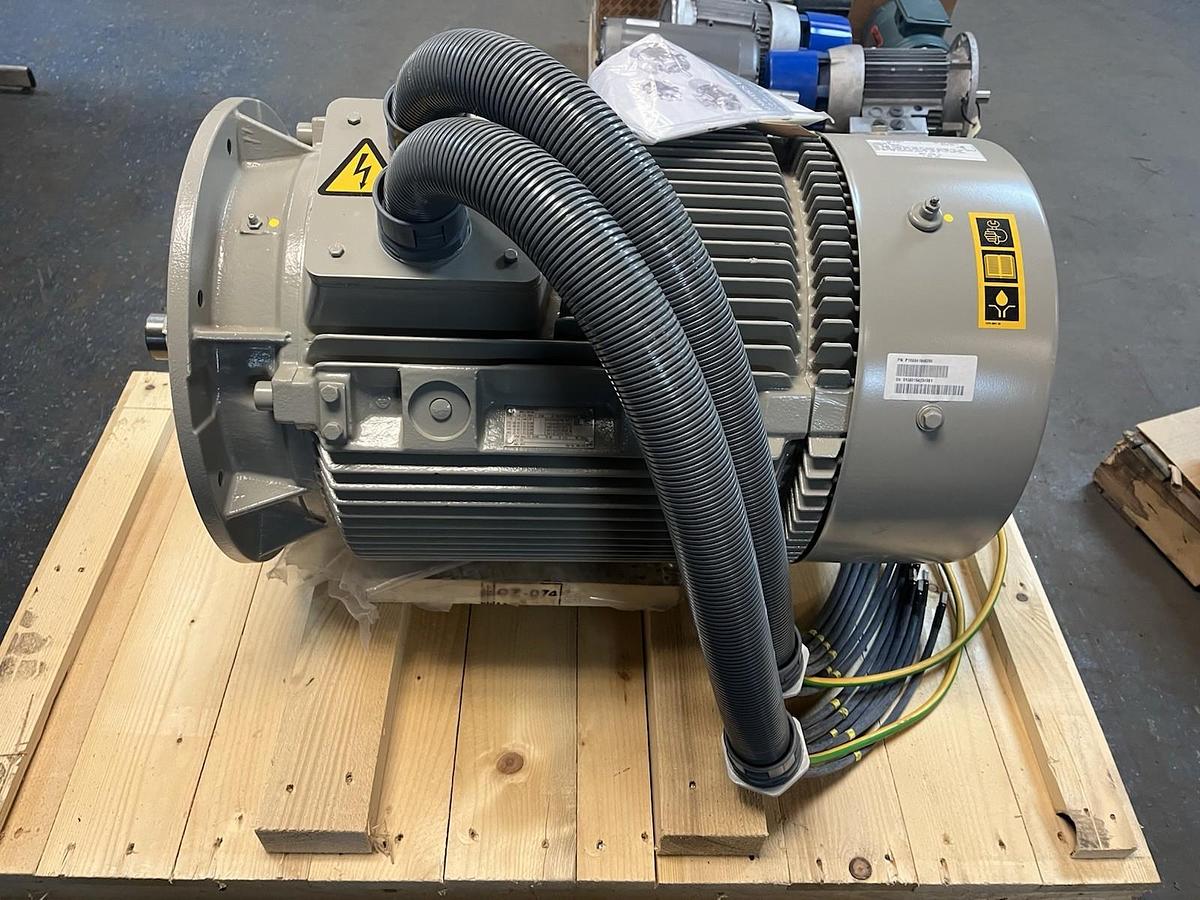 SIEMENS,1LG6-228-2AA91-Z,MOTOR 75HP 225M 460V 3PH 3575RPM