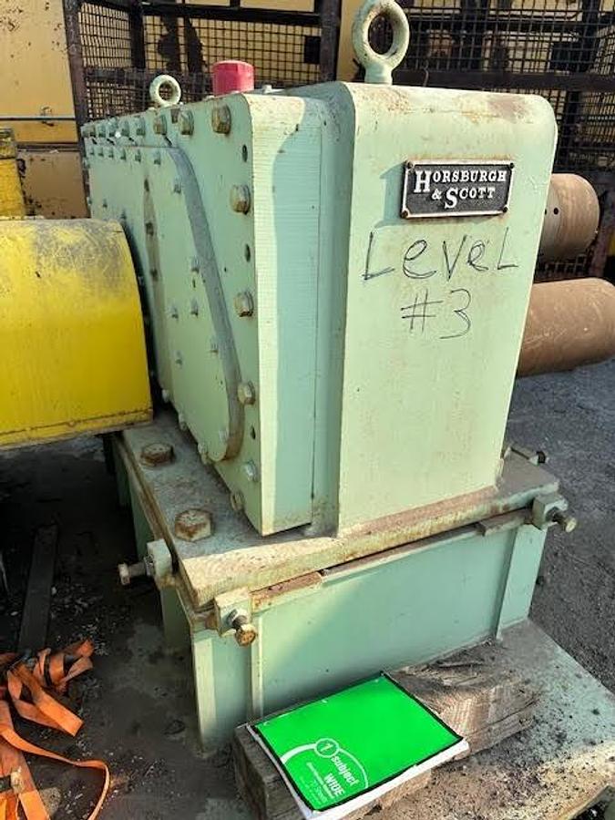 Used Horsburgh & Scott,Mark II Helical Speed Reducer 1:1 Ratio 125HP