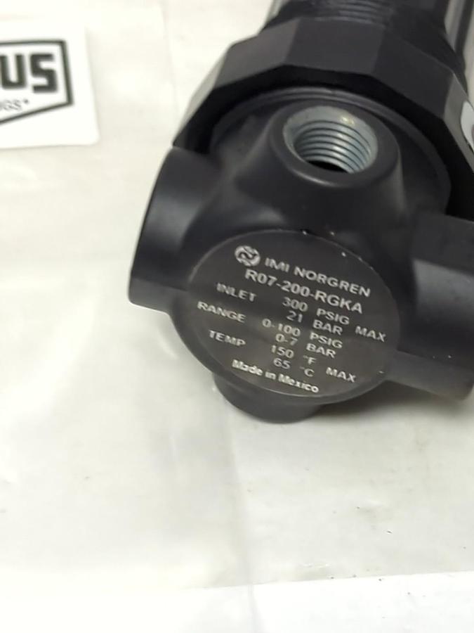 Used IMI NORGREN,R07-200-RGKA,PNEUMATIC REGULATOR 300PSIG 21 BAR PRE-OWNED