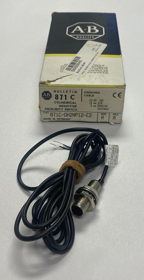 Used ALLEN BRADLEY,871C-DH2NP12-E2,SER A REV A PROXIMITY SWITCH NEW
