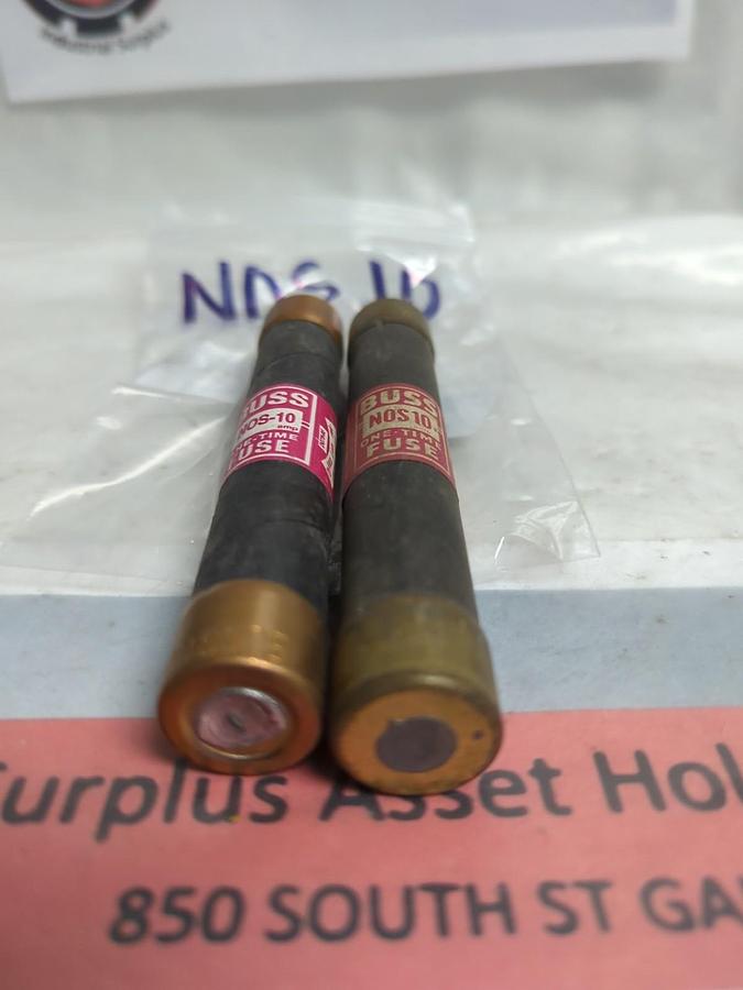 Used COOPER BUSSMANN,NOS 10,ONE-TIME 10 AMP FUSE LOT OF 2 PRE-OWNED