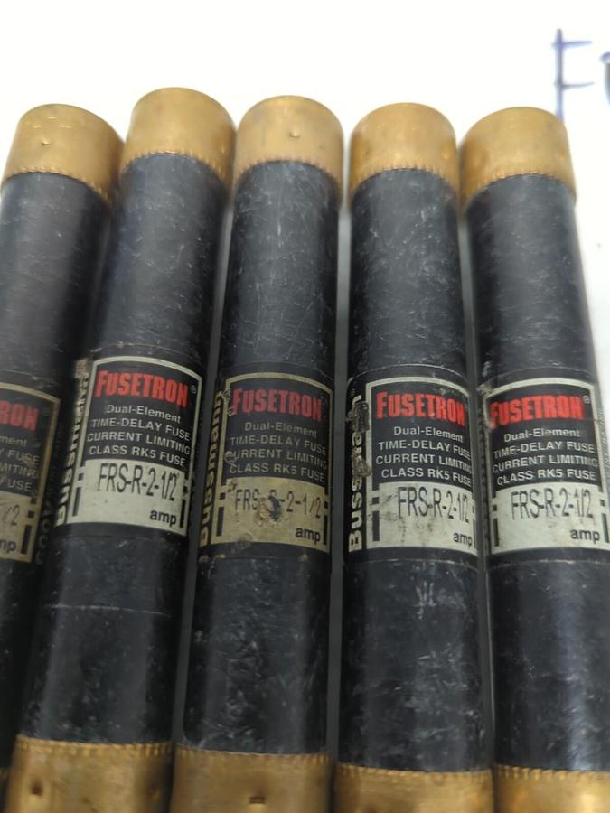 Used COOPER BUSSMANN,FRS-R-2-1/2,FUSETEON 2-1/2 AMP FUSE LOT OF 5 PRE-OWNED